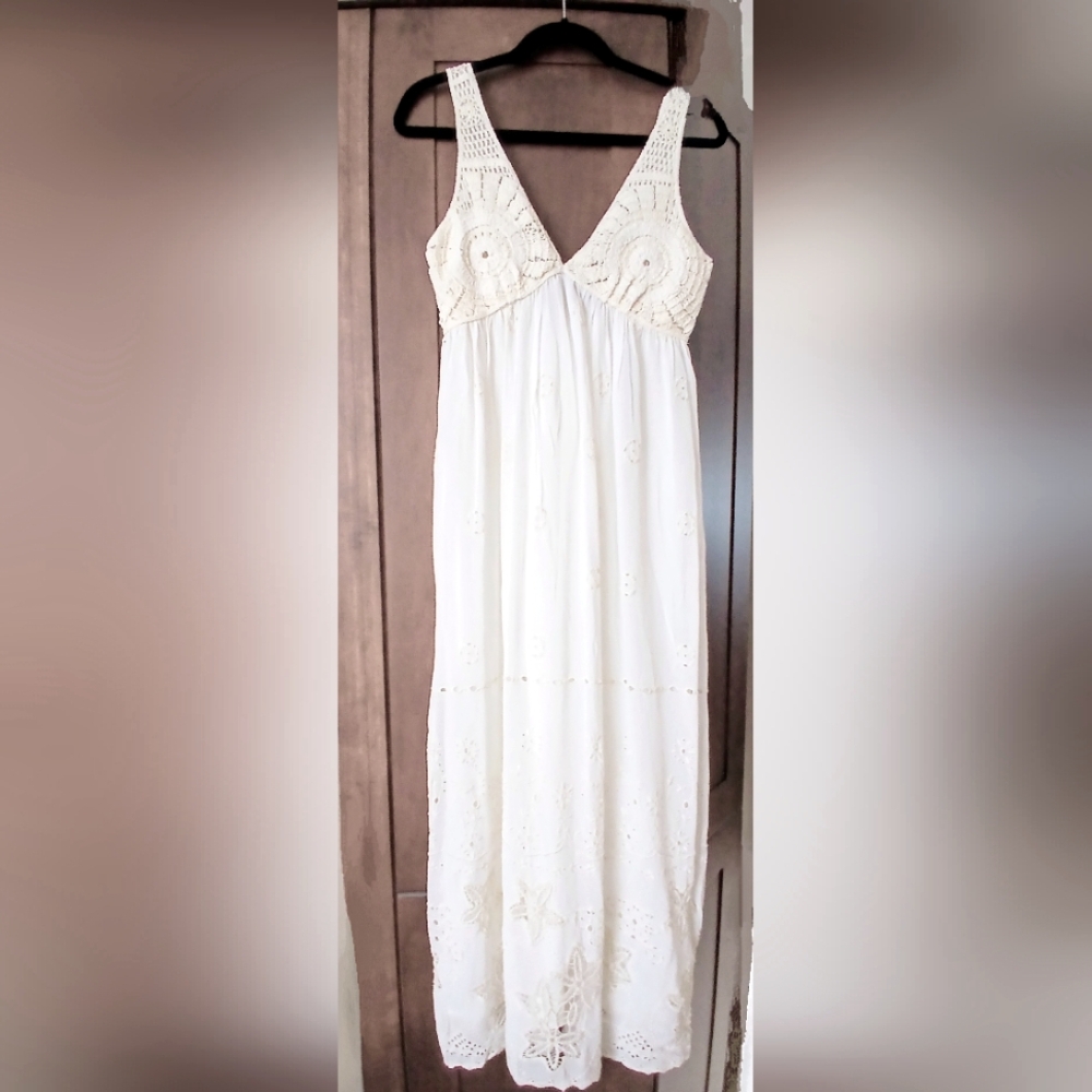 Nwt. Ltd Ed. Elegant Boho Cream/off White Lined Maxi Embroidery & Crochet Dress - Picture 2 of 16